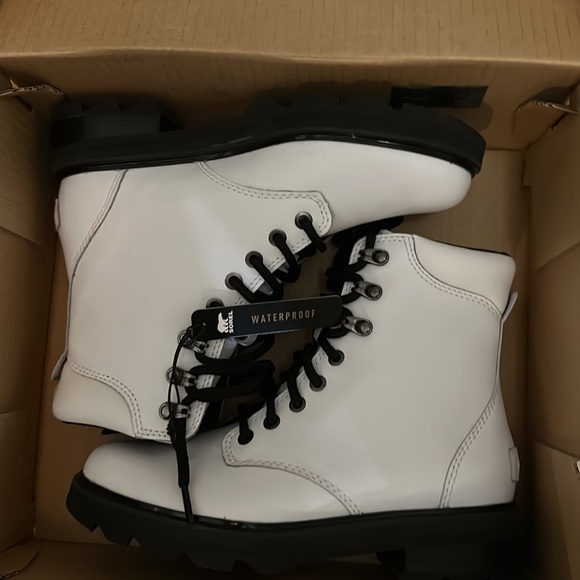 Sorel Lennox waterproof boots women’s 7 - Picture 2 of 3